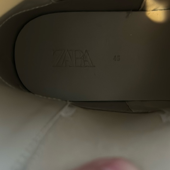 NEW & UNWORN - Zara Man ‘moonboot’ style high-tops - unused film shoot spares - Picture 5 of 13